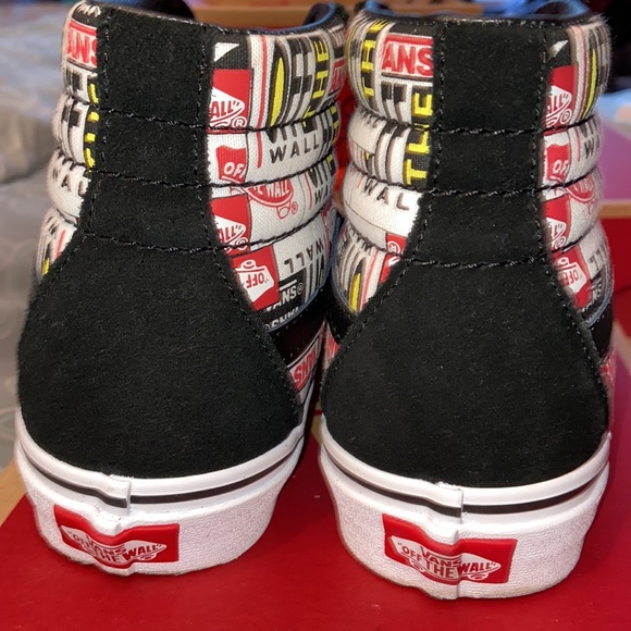 Vans - Picture 4 of 4